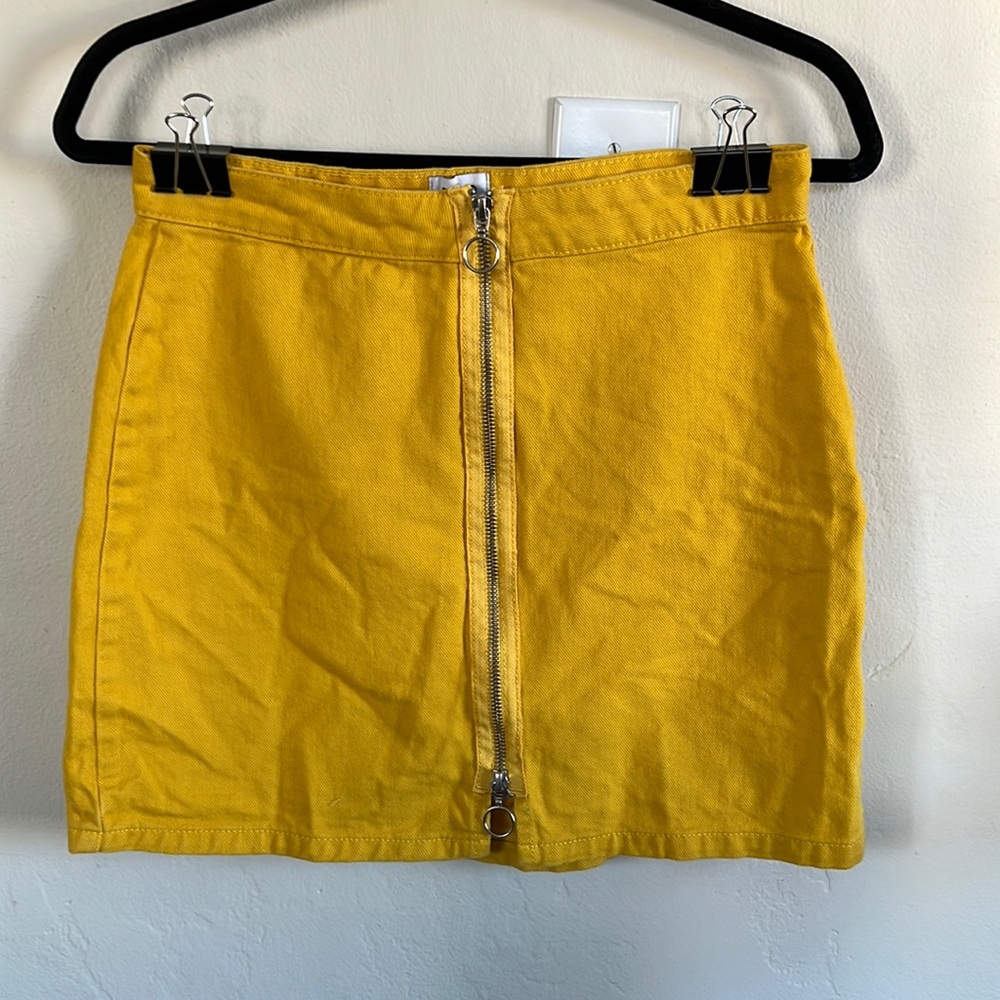 Bdg canary yellow skirt, M, never worn